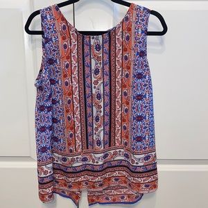 Patterned Women’s Sleeveless Blouse